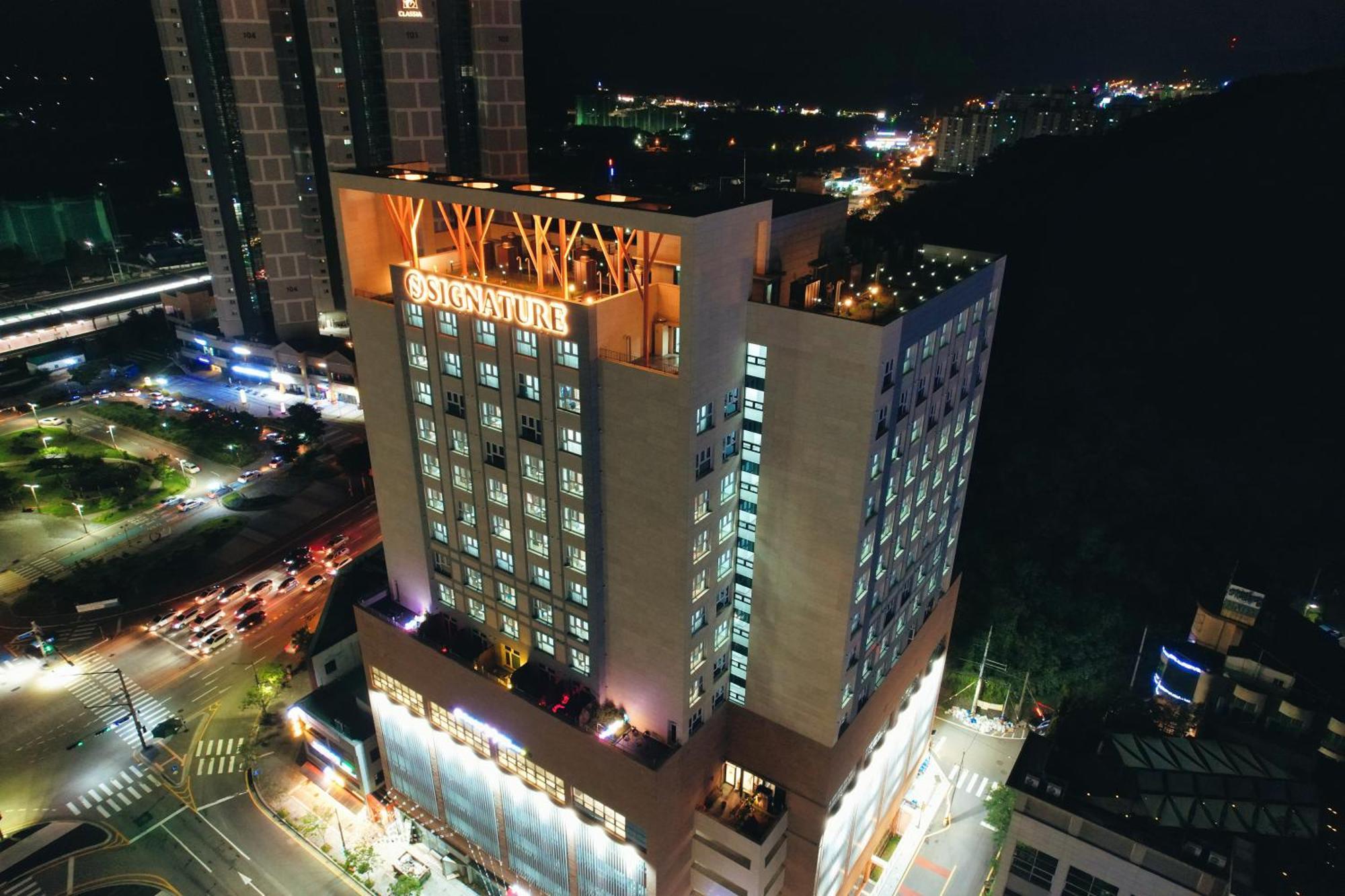 Jeonju Signature Hotel Exterior photo